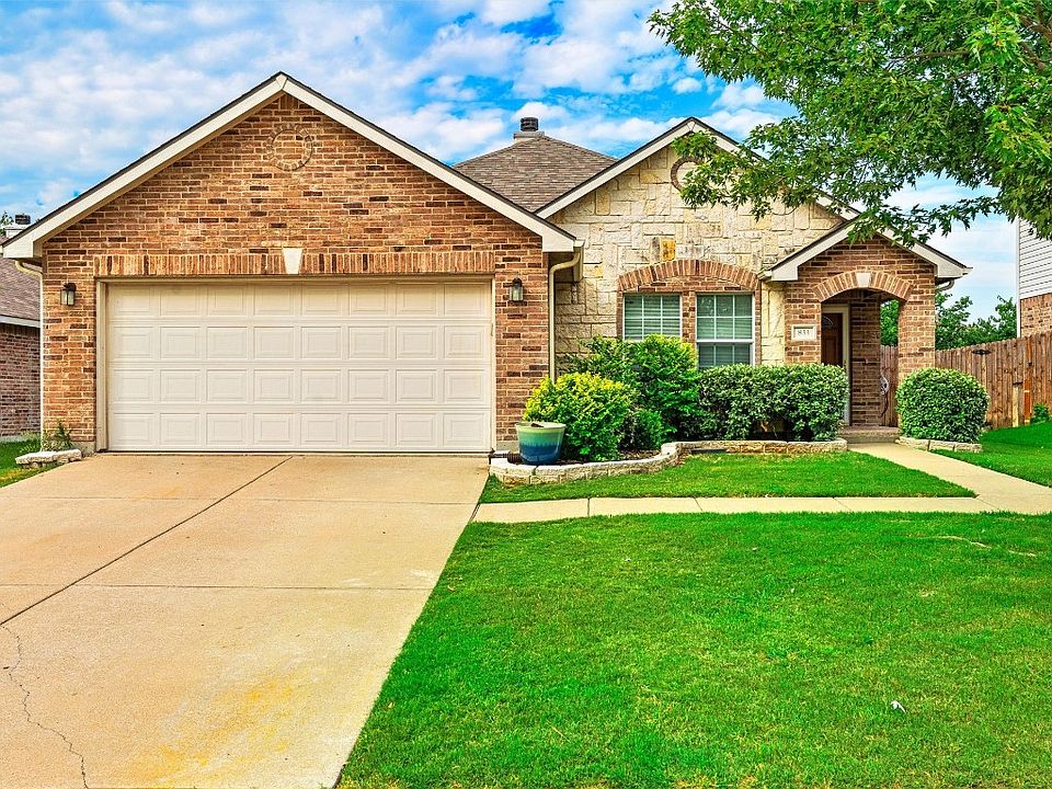 1st image of 833 Cathy Dr