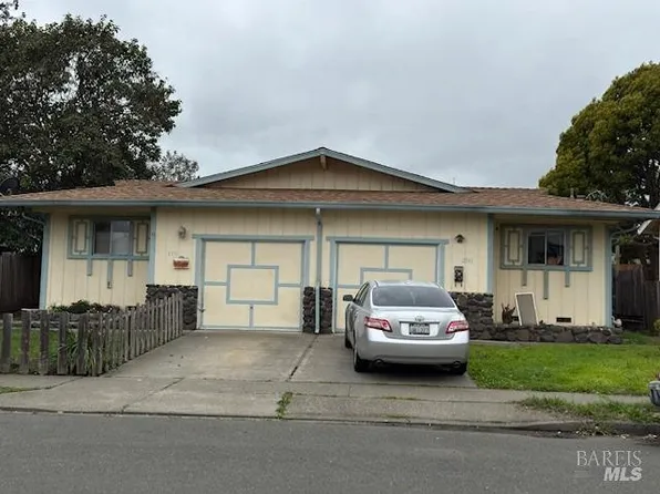 2731 Santa Clara Street, Napa, CA 94558