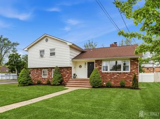 179 Buckelew Ave, Jamesburg, NJ 08831