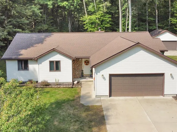 6124 Deerfield Dr, Grayling, MI 49738