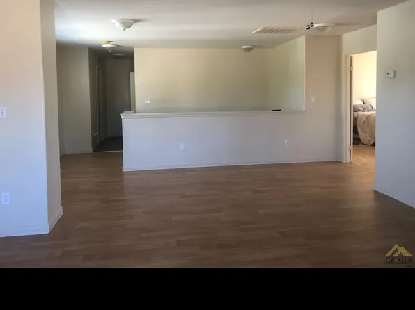 11613 Presidential Rd, Bakersfield, CA 93312