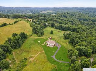 14 N Hinterlands Dr, Rhinebeck, NY 12572