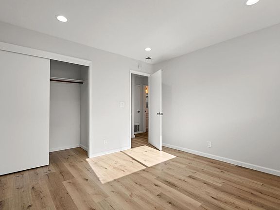 5th image of 4397 Blackford Ave