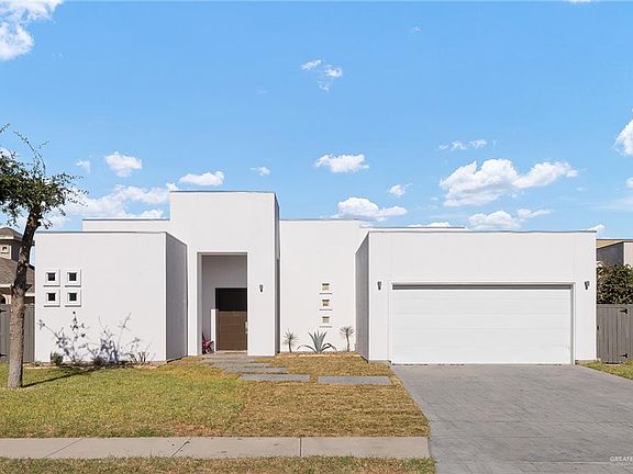 2nd image of 4604 Upas Ave