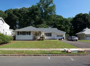 29 Laurel Dr, Springfield, NJ 07081