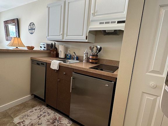 4th image of 37 Corey Rd #125