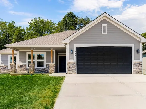 204 S Marimack Ct, Kearney, MO 64040