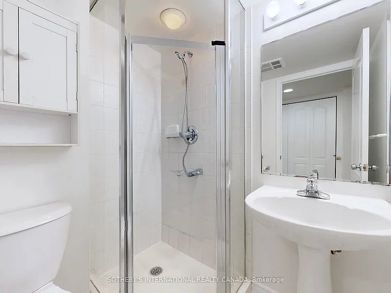 2 Rean Dr #1310 — Photo 23