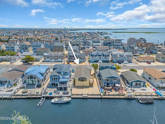 2nd image of 254 Ocean Bay Boulevard