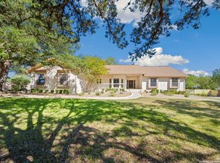 8835 Garden Ridge Dr, San Antonio, TX 78266