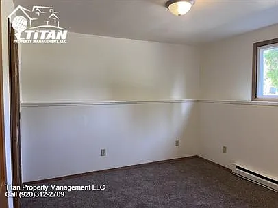 1877 S Main St — Photo 13