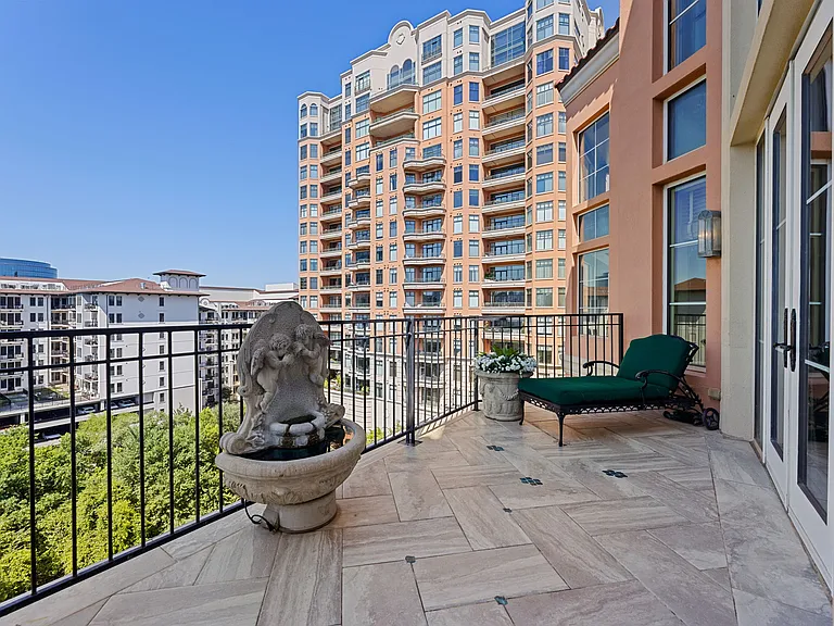 3535 Gillespie St #704 — Photo 6