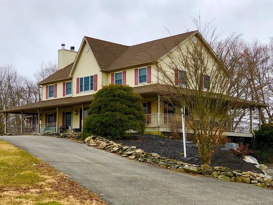 1st image of 301 Hill Ave