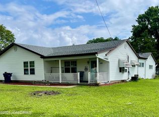508 S Poplar St, Chamois, MO 65024