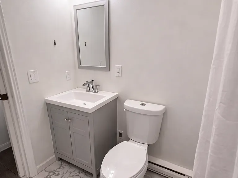 156 Main St #B1 — Photo 8