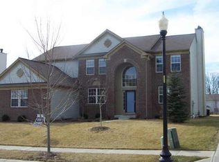 7580 N Prairie View Dr, Indianapolis, IN 46256