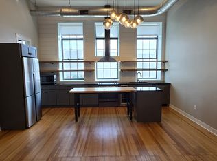 218 N Locust St APT 202, Grand Island, NE 68801