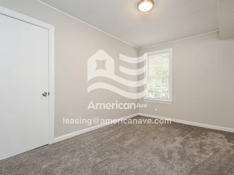560152_013_wm_-_bedroom_13184564.jpg