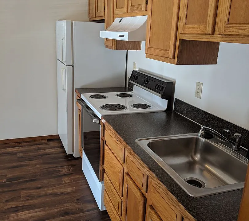 3331 Northwest Ave #2