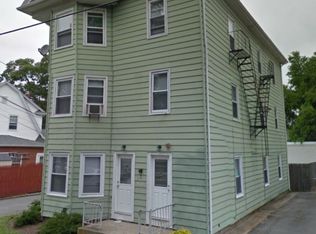3 Meader St APT 3, Lincoln, RI 02865