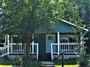 410 N 4th St, Conroe, TX 77301