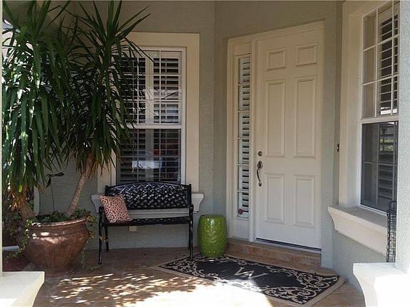 2nd image of 2471 Laurel Glen Dr