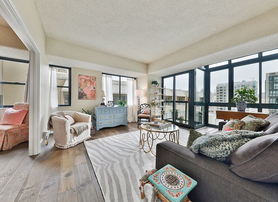 1st image of 1 Daniel Burnham Ct APT 418