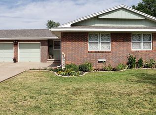 1820 N Eleanor St, Kingman, KS 67068