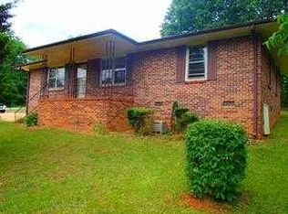 221 Belleview Dr, Liberty, SC 29657