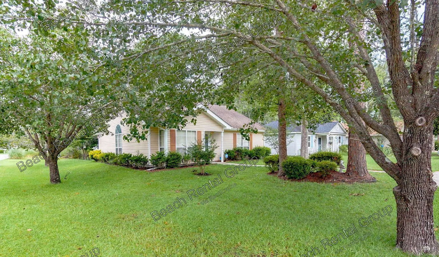 2 bed, 2.0 bath, 1300 sqft, $1,795 — Photo 2