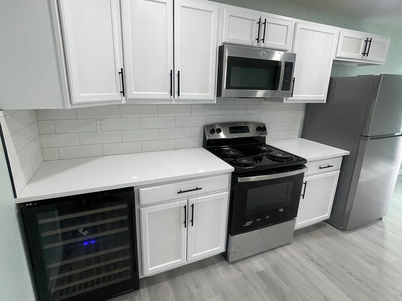 3 bed, 1020 sqft, $1,850 — Photo 4