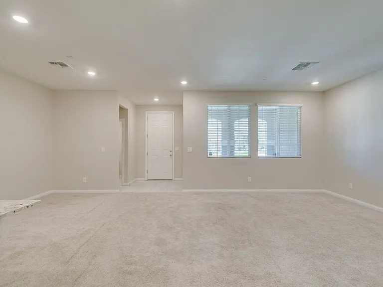 2604 Ercolano St — Photo 9