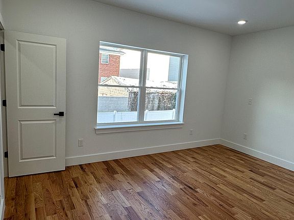 5th image of 74-76 Norwood St