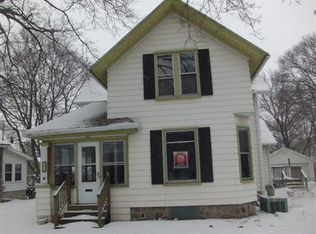307 W Walworth St, Elkhorn, WI 53121