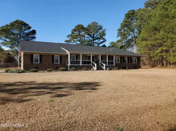 2210 Portertown Rd, Greenville, NC 27858