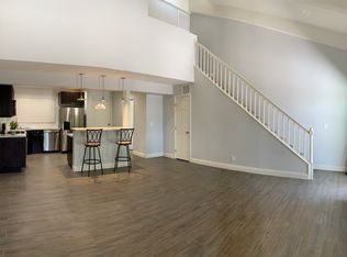 4082 Gold Coast Dr, Las Vegas, NV 89121