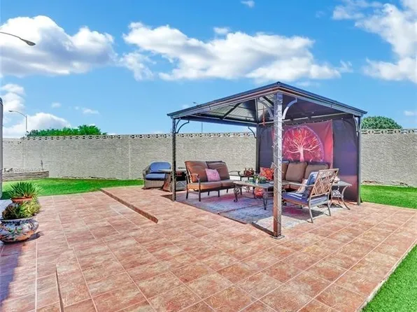 8090 Counterpoint Ln, Las Vegas, NV 89123