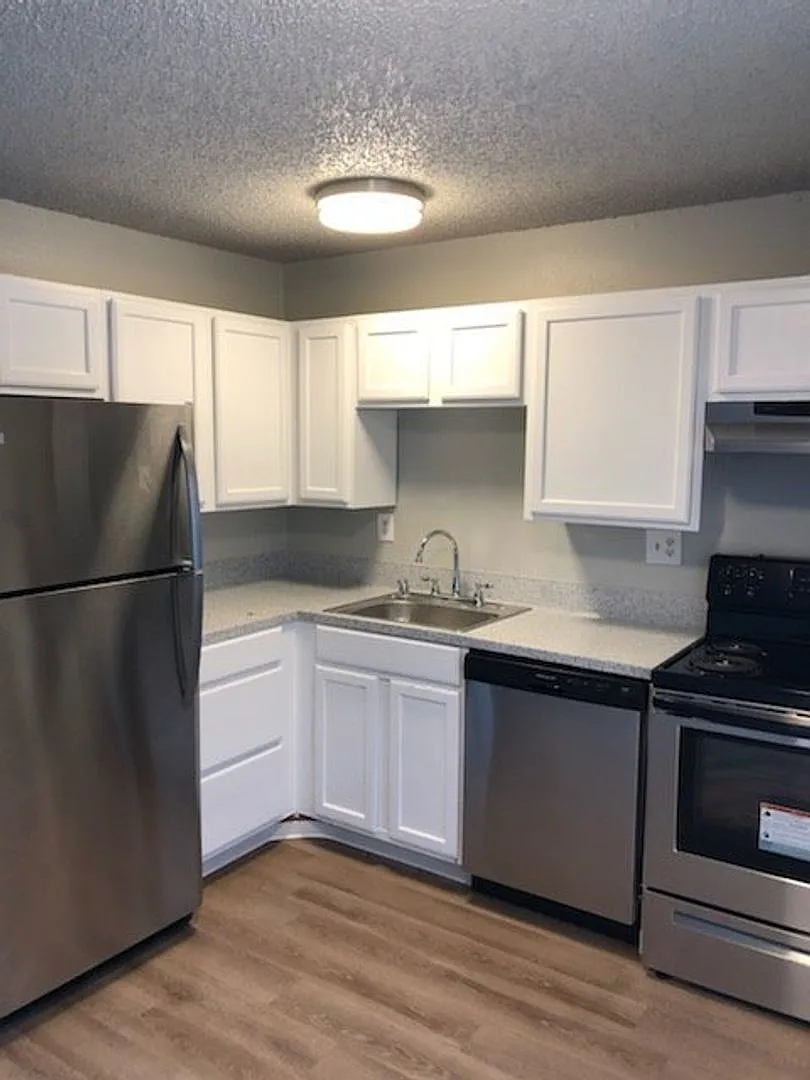 Glacier View Apartments — Photo 3