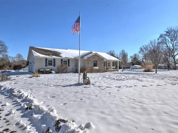 3460 N Betzer Ave, Decatur, IL 62526