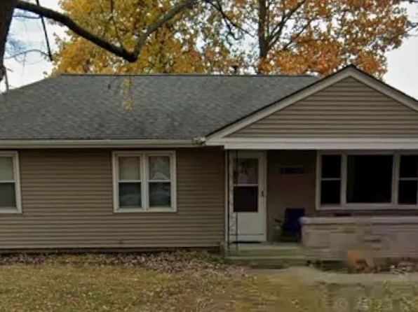 15506 Oak St, Huntertown, IN 46748