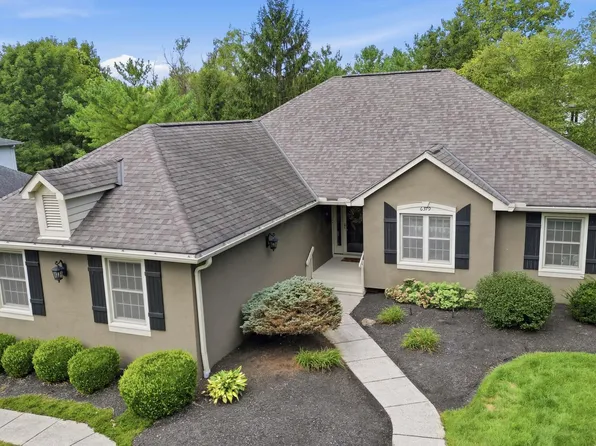 6379 Crystal Valley Dr, Galena, OH 43021