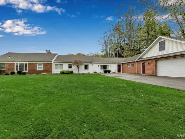 280 Pine St, East Aurora, NY 14052