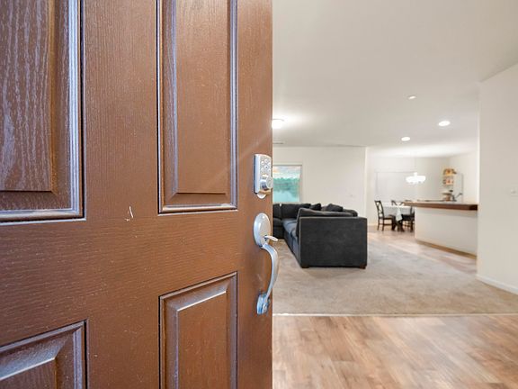 3rd image of 2463 Madeline Drive