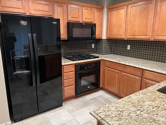 3rd image of 840 Canterra St Unit 2045