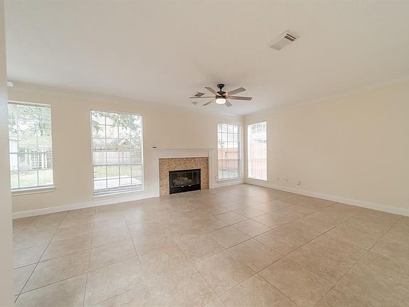 4th image of 12430 Hammersmith Dr