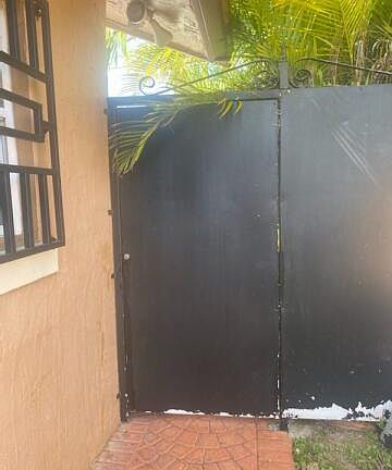 3rd image of 10710 SW 51st Dr