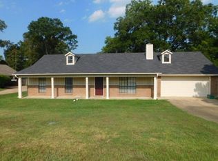 105 Moss Wood Ln, Clinton, MS 39056