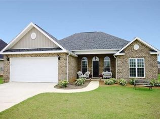 111 Gray Fox Xing, Bonaire, GA 31005