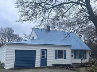 4307 Crescent Dr, Niagara Falls, NY
