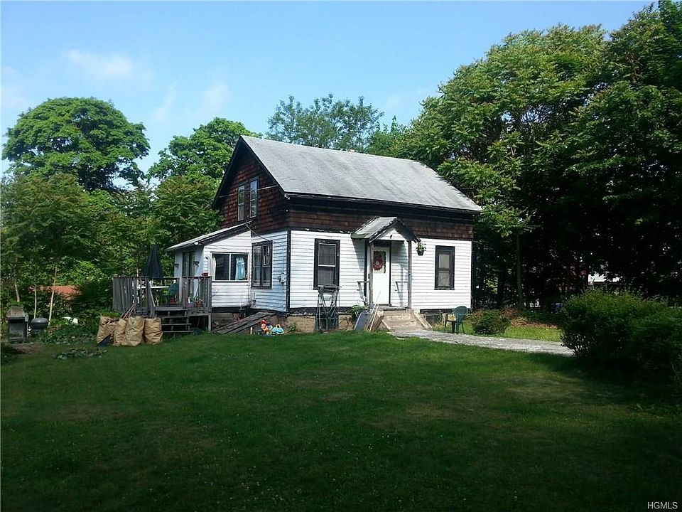 1st image of 1 Waldron Ct